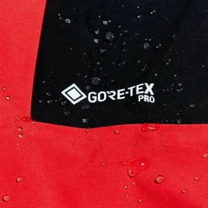 Men's MTN Guide GTX Pro Jacket - Red/Black^Berghaus Outlet